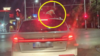 МВР хвана по кадри в мрежата шофьор на кола с 4-годишно дете на люка в Пловдив