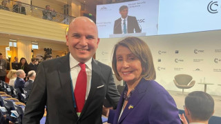 Българският евродепутат и лидер на европейските либерали Илхан Кючюк участва