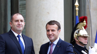 Българският и френският президент Румен Радев и Еманюел Макрон