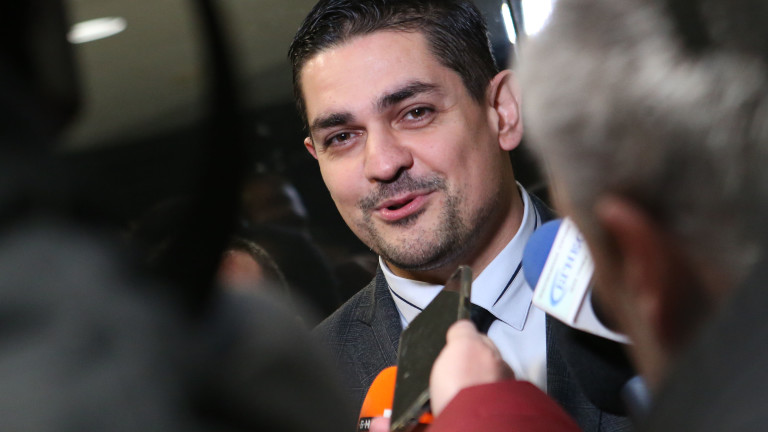 Спортният министър Радостин Василев изрази надеждите си, че България скоро