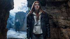 "Мамник", епизод 1: древно зло се събужда в Трън (за радост на телевизионните зрители)