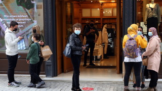 Оборотът на бизнеса в Гърция е спаднал с над 1 8