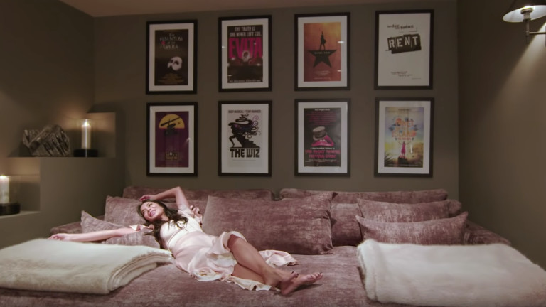 На гости в дома на Никол Шерцингер