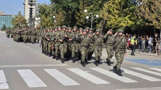 Изпратихме военен контингент за участие в стабилизиращите сили на НАТО