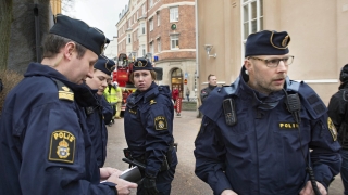 Сблъсъци сред бежанци в Стокхолм, трима ранени  