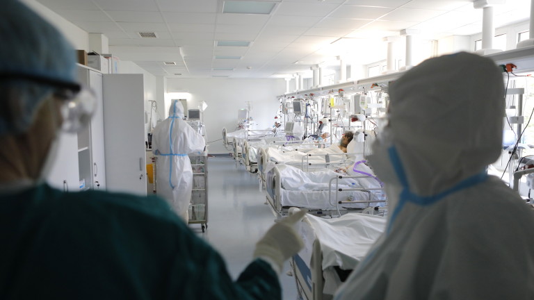 България помага на 12 държави в борбата с коронавируса