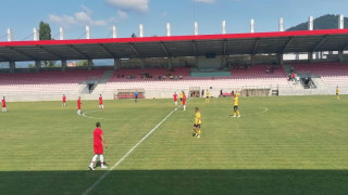 Миньор завърши с победа лагера си в Етрополе Перничани се