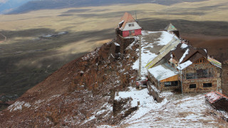 Нека за момент си представим че караме ски над 5400 метра