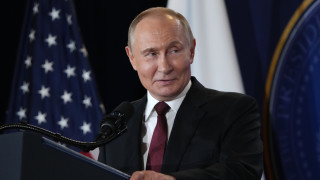 Руският президент Владимир Путин винаги е бил предпазлив когато става