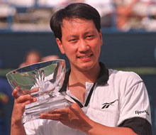 Майкъл Ченг влиза в &bdquo;Залата на славата&rdquo; 