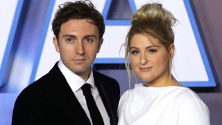 Меган Трейнър и Дарил Сабара изплюха камъчето