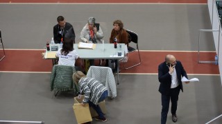 Безпроблемно протича приемът на изборни книжа в София