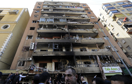Самоубийствен бомбен атентат в южен Бейрут