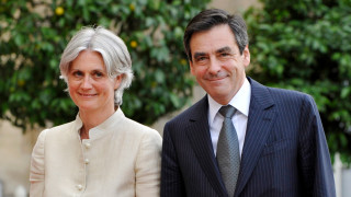 Бившият премиер на Франция Франсоа Фийон и съпругата му Пенелоп