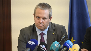 Лично министър Александър Йоловски започва процедурата по удостоверяване на съответствието