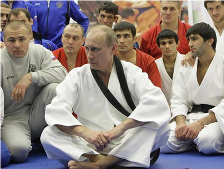 Путин не се даде на шампиони по джудо и самбо