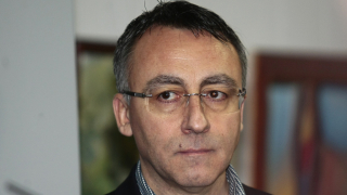 Учителите искали олекотяване на учебния материал