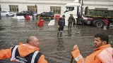 Проливен дъжд се изля над Истанбул