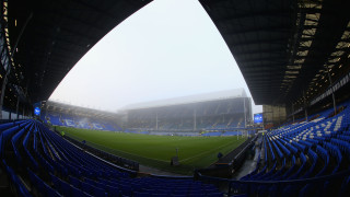 Босът на Евертън Фархад Мошири ще стартира мащабна чистка в понеделник