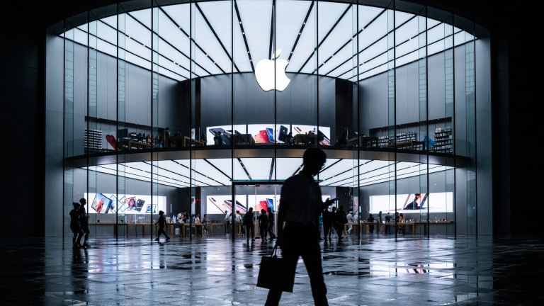 Пазарната капитализация на Apple падна под $2 трилиона за първи път от 2021 година