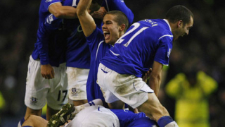 Суперталант на Евертън избяга в Нюкасъл