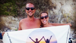 По света без дрехи