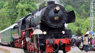 С парни локомотиви БДЖ отбелязва 130 години от създаването си