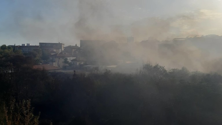 Пожарът в Стара Загора е овладян