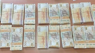 Откриха над 71 000 евро под чувал с картофи на МП Оряхово