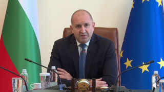 Радев за Бюджет 2027: Повече пари за майките, спиране на течовете и без вдигане на данъци