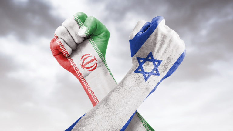 С какви оръжия разполагат Израел и Иран за война по между си
