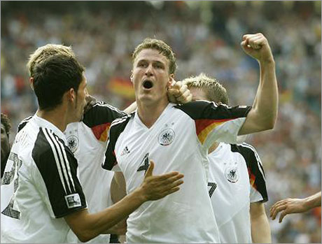 Трансферът на Роберт Хут в Мидълзбро пропадна