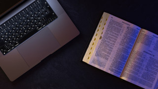 Създаден от ветераните в технологичната сцена на Румъния Laurențiu