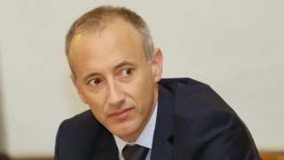 Министърът на образованието Красимир Вълчев заяви пред БНР че за