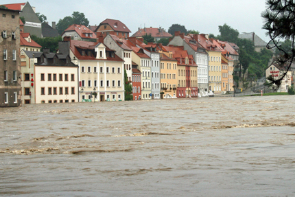 Наводнения заляха Германия, взеха 2 жертви 
