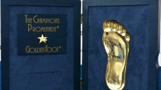 Легендата на испанския футбол Икер Касияс спечели приза Golden Foot