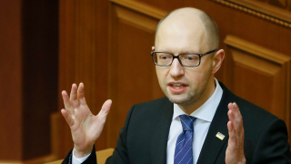 Украйна спира търговията с Крим