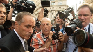 Американският конгресмен от Републиканската партия Крис Колинс е бил арестуван