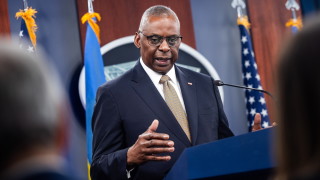 Австралия ще започне съвместно производство на управляеми оръжия със САЩ