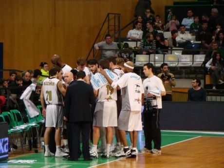 Калоян Иванов с 4 точки при загуба на Менорка