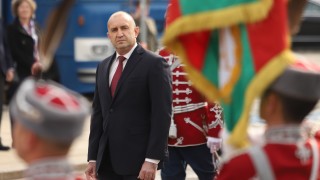 Президентът Румен Радев отговори на въпрос за партията на бившия