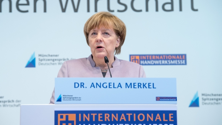 Меркел ще предупреди Тръмп за опасностите от протекционизма 