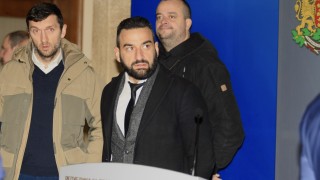 Представителят на НКП на Левски Степан Хиндлиян застана пред