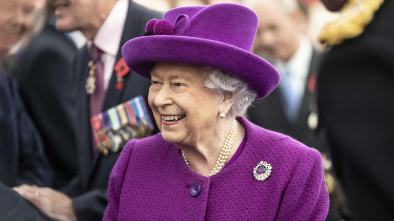За своите 68 години начело на британския кралски двор, кралица