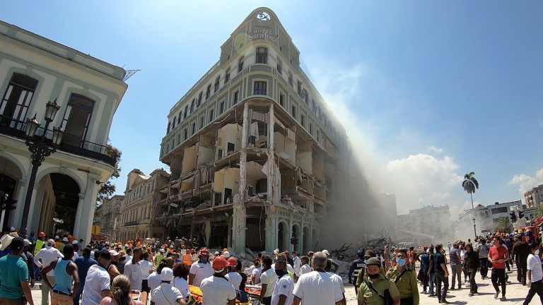 Пожарът в хотел Саратога в кубинската столица Хавана от петък