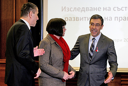 Законът за здравното осигуряване – шампион по изменения