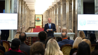 Филантропията е огънят в благотворителността защото ни просвещава за по справедливия