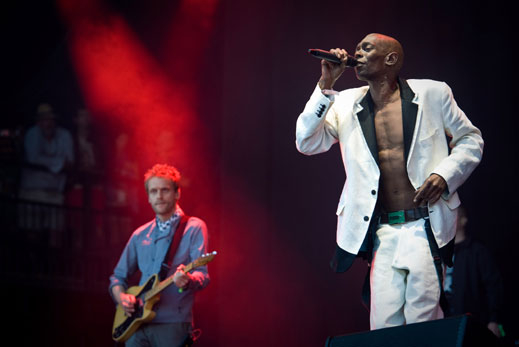 Faithless се разделят