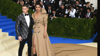 Бъдещата г жа Джонас Моето сърце Моята любов точно това написа