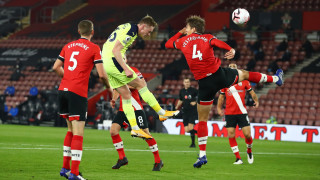 Саутхямптън за първи път от 1988 година излезе начело в